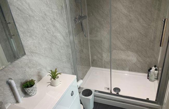 One Bedroom Apartment With En-suite & Patio - Foto 10