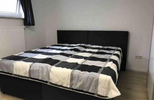 small&fine - Photo 2