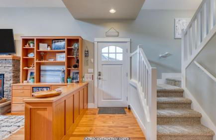 Sunny Backyard Fireplace Coastal Access in Peaceful Neighborhood Near Shopping - Photo 11