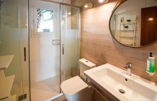 Cozy Apartment in Son Xoriguer Stays Walk to Beach - Foto 10