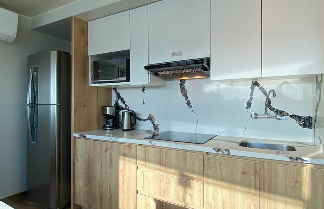 w Cozy 2BR w AC Near Kennedy Park - Photo 8