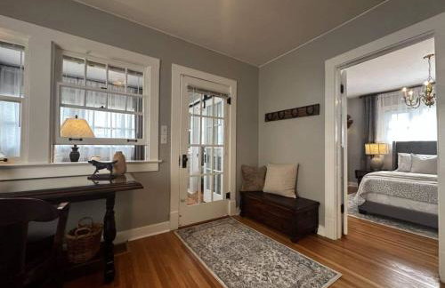 Elegant Escape 2 blocks to Historic downtown - Foto 10