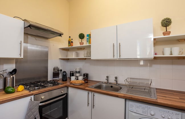 Ford Park Apartment - Photo 13