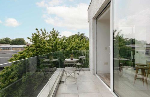 Modern Shoreditch 2 Bedroom Penthouse With Lift & Large Balcony Suit Family Sleeps 4 - Foto 21