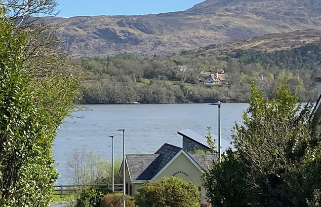 Modern Bright Detached Home Just a Short Stroll From Town - Foto 12