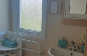 L25 L&g caravan hire 6 berth millfields family only and lead person must be over 30 MAX 4 ADULTS - Foto 32