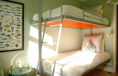 Abbotscot, near Bantham, an eccelectic property with a lovely garden - Foto 3