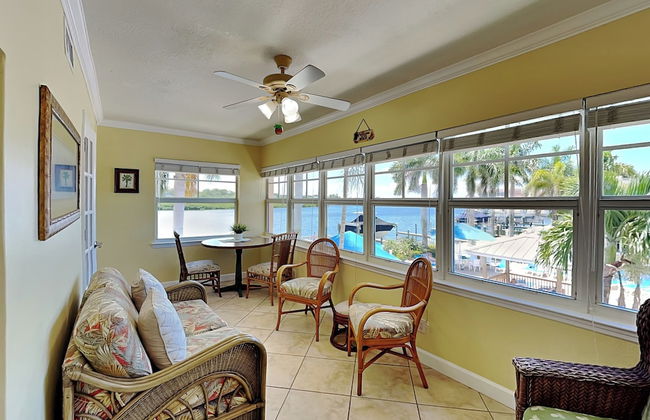 Barefoot Beach Resort B-201 by Distinctive Beach Rentals - Photo 16