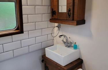 Lovely Canal Boat in Little Venice for Family & Friends - Photo 11