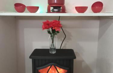 Casa Lindíssima e Espaçosa com 2 Piscinas - Adulto e Infantil, Perto da Praia, Opção da Piscina Adulto Aquecida Cobrado à Parte, 4 Quartos Frente as Piscinas, Área Gourmet Completa com Churrasqueira, Forno e Fogão a Lenha, Mesa de Bilhar, Lareira na Sala - Photo 18