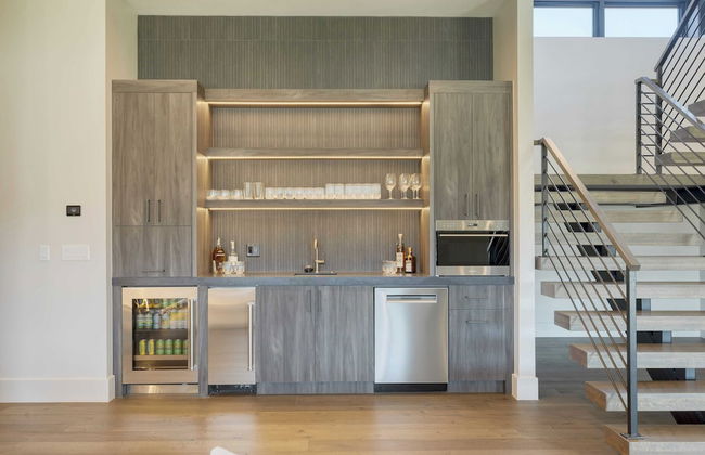 Reflection by Avantstay Sleeps 18 + Lake Views Hot Tub + Game Room - Foto 23