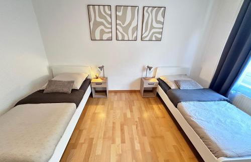 RtR Herne - For up to 5 Guests - 3 Bedrooms - Parking - Modern - Central - Fully Equipped - Foto 3