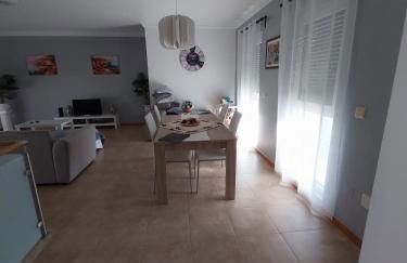 Central Triangle Lisbon-Sintra-Cascais -Apartment with Easy Access & Parking - Foto 18