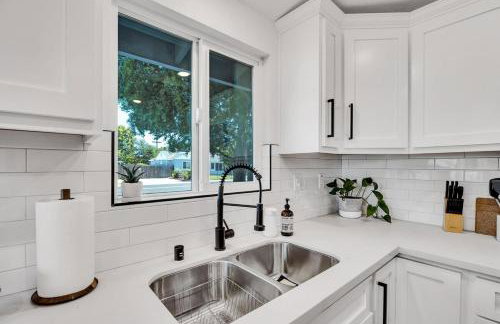 Remodeled West Sacramento home in quiet location! - Foto 25