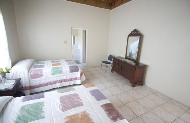 Sea View Chateau - Photo 5