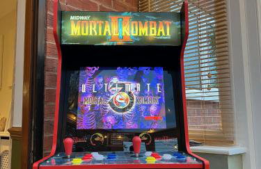 Sleeps 8-10 Cotswold Home with Hot Tub & Parking - Foto 34