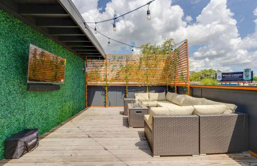 Luxury 3 Bed Close to Downtown - Foto 35