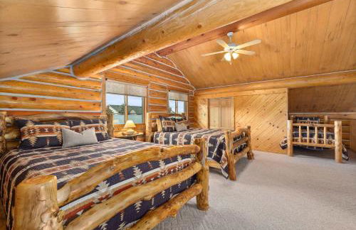 Spruce Lodge - Photo 7