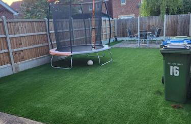 Luxurious 2 Bedroom House With Garden And Free Parking - Foto 17