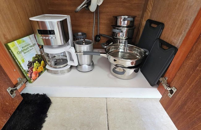 Cozy and Modern Apartment Black & White With Jacuzzi on Terrace - Photo 14