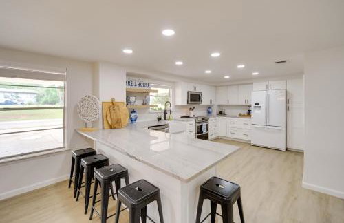 Lakefront Granite Shoals Escape with Dock! - Foto 9