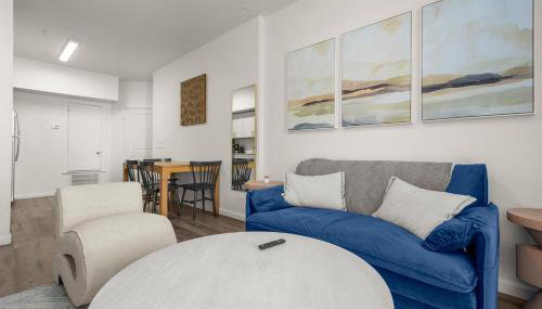 Walk to UT & SXSW 3BR Apt Near Downtown with Free Parking & Hi Speed WiFi - Foto 2