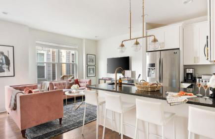 Hart Suite Buyout 7 by Avantstay Two Nashville Town Houses w/ Stunning Amenities & Design - Foto 17