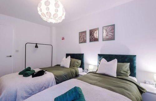 Spacious Deansgate Apartment, Free Park, Sleeps 8 - Foto 5