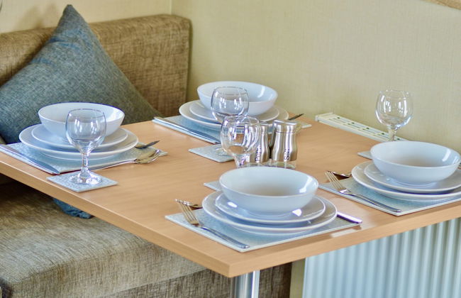 Tattershall Lakes Luxury Caravan With Hot tub - Foto 5