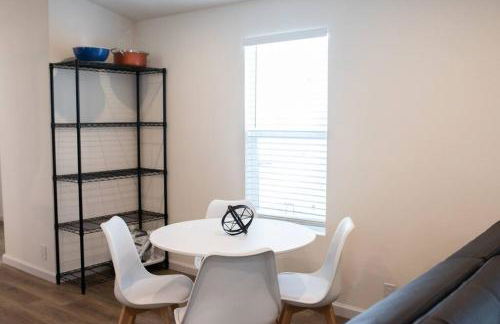 Modern 2-Bedroom Eucalyptus House - Foto 7