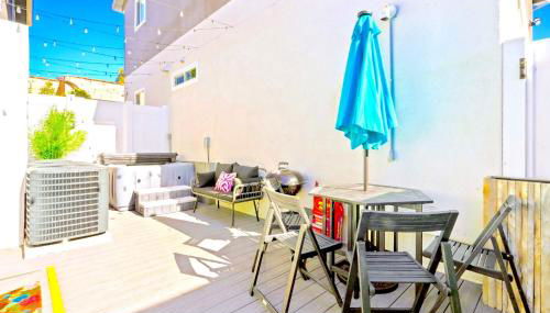 D- Hip & Stylish NoHo Family-Friendly Home near Universal & Hollywood with Patio - Hot Tub - Games - & Parking - Foto 2