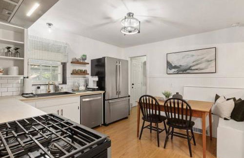 Tulsa Home Sweet Home - King Bed Near Expo, TU, Dtwn - Foto 6