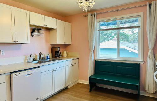 The Twin Flats, Audrey and Far East Escape - Foto 29