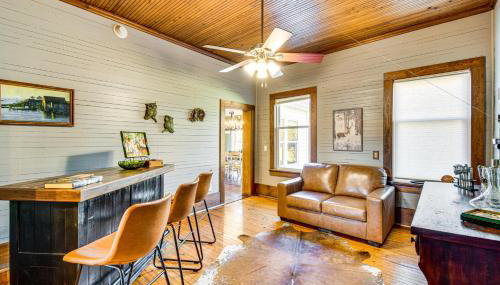 Historic Farmhouse with Modern Amenities and Hot Tub - Foto 4