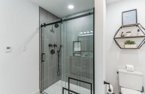 RiverEdge Haven Hot Tub, 5 Beds, Kayaks Near ND - Foto 44