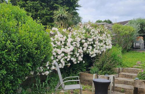 House - 3 bed 2 bath, self check in, amazing views! - Photo 16