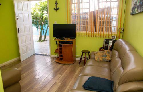 Casa Pet Friendly a 950m da Praia Vista Linda - Foto 3