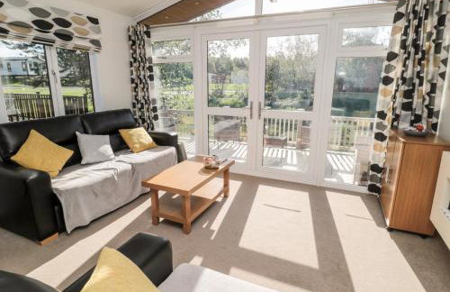 Pinecone Lodge - No 9 - Photo 3