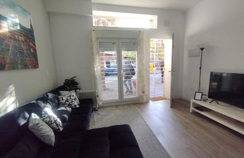 Apartamento HM en Vista Alegre Madrid - Photo 2