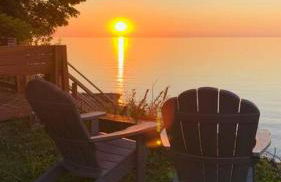 Lakefront Cottage w/ Private Beach- Niagara - Foto 1
