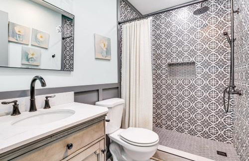 Games, Fire Pit, Hot Tub Pocono Lake Family Home! - Foto 16