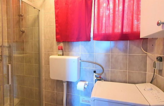 Helena - Beachfront - H - Photo 9