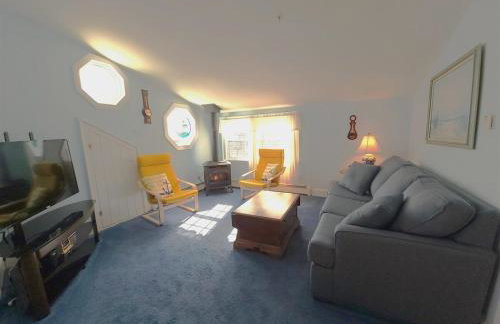 Penthouse Private Balconies Beach and Water Views - Foto 9