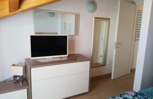 Mansarda bijoux! 50mt dal mare con ampio terrazzino - Foto 6