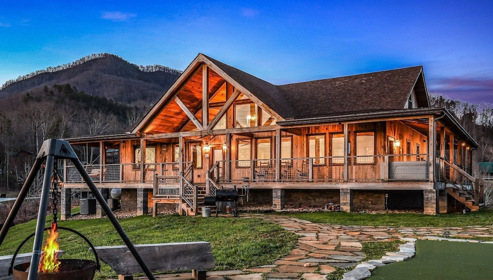 Just Like Paradise 4 Bedroom Cabin by RedAwning - Foto 1, Imagen principal