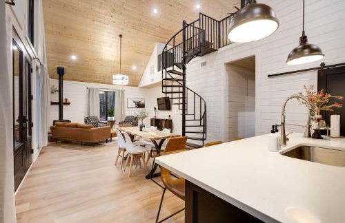 Crimson Creek Cabin - Hot Tub, Playset, Family-Friendly - Foto 32