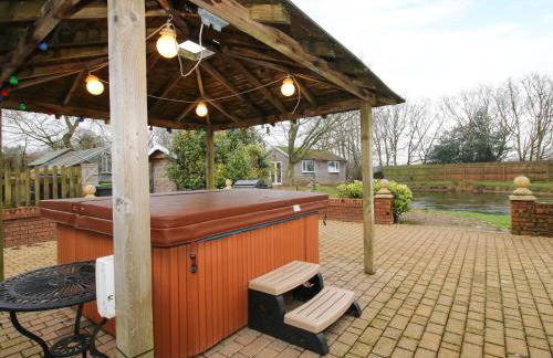 Spitfire Lodge - Foto 14