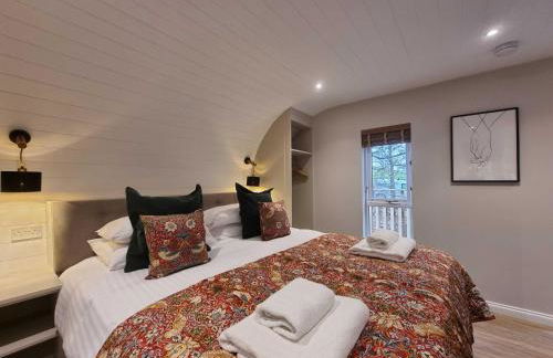 Chestnut Lodge with Hot Tub - Foto 18