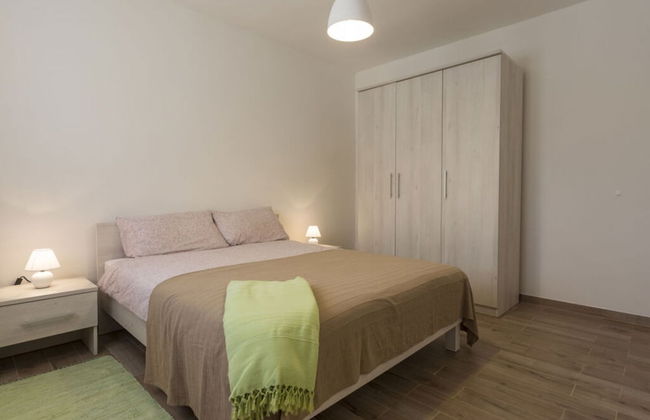 Nina With a Heated Pool - Foto 3