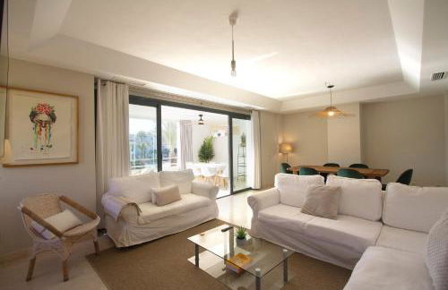 Sotogrande Alboaire- Waterfront luxury 4 bedroom Apt in the Marina of Sotogrande - Foto 42